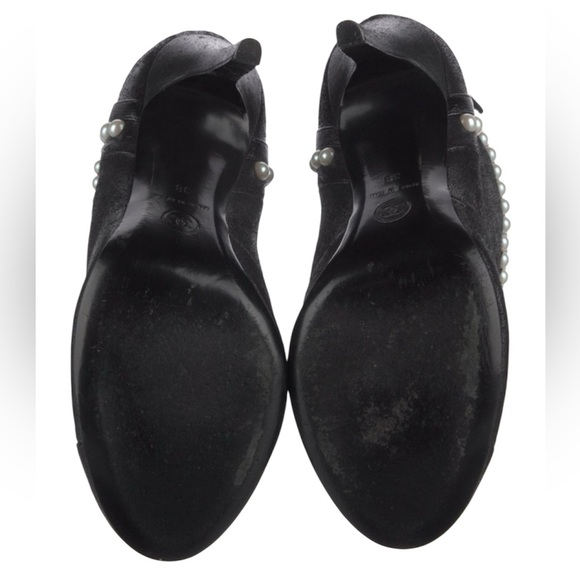 CHANEL Pearl Ankle Boots Black Leather EU 38 US 8 - Picture 8 of 16